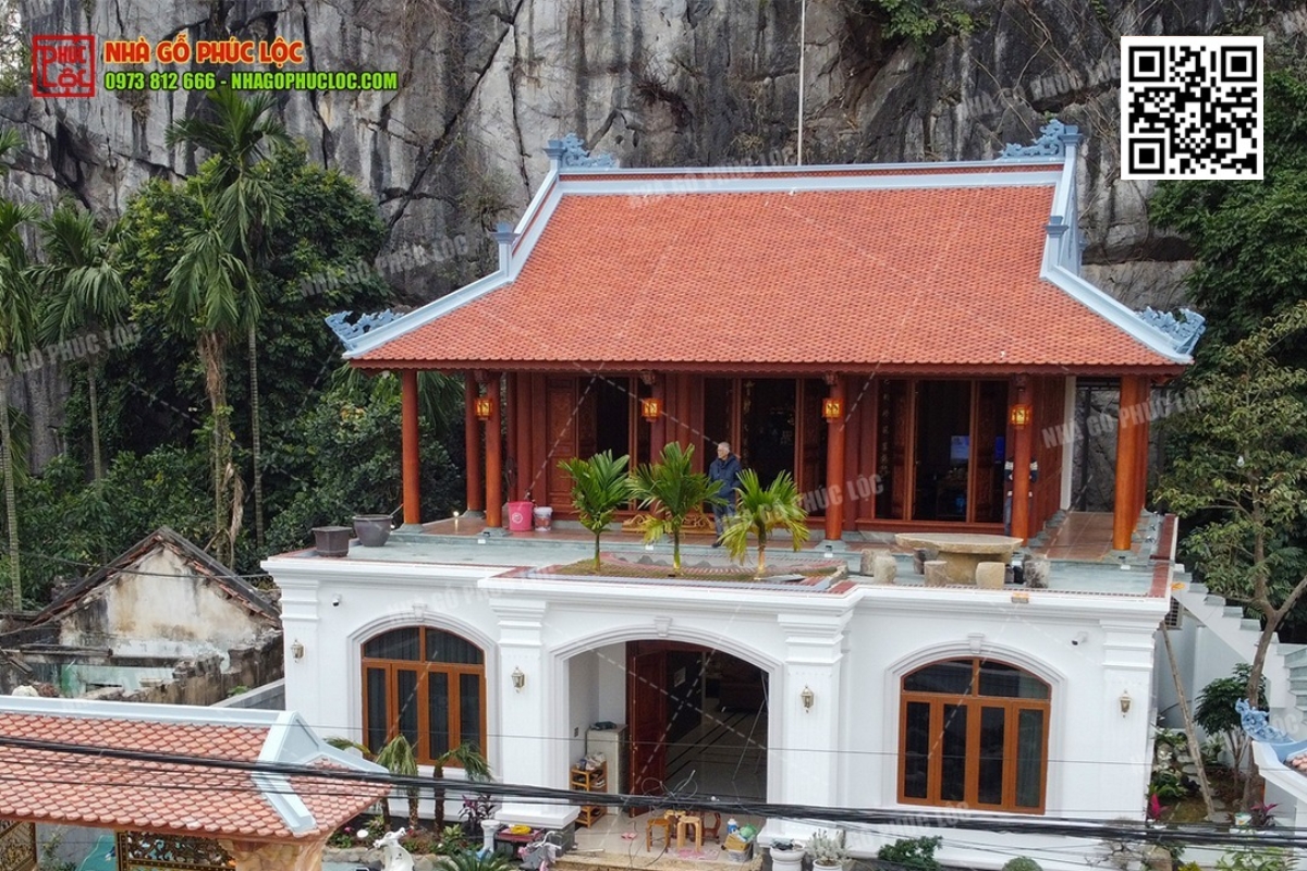 Mẫu nhà thờ trên tầng 2 kết hợp nhà ở tầng 1